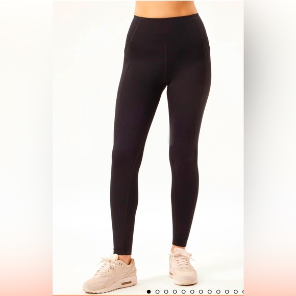girlfriend collective Pants - Girlfriend Collective Black Compressive Pocket Leggings in Black, size XXL